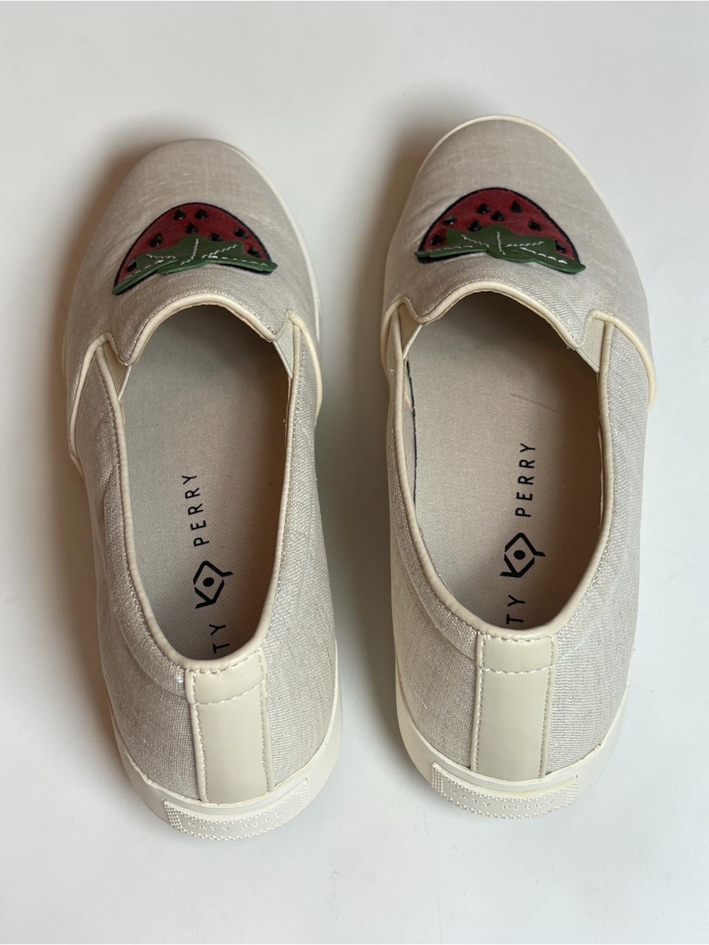 Katy Perry The Kerry Strawberry Canvas Slip On Sneakers Cream 8M / 38 - Picture 4 of 9